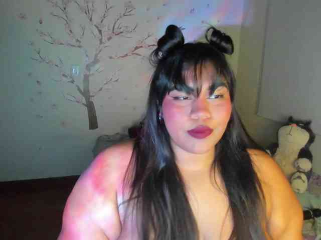 NayaraHanni1