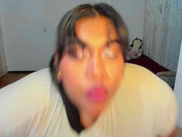 NayaraHanni1 webcam