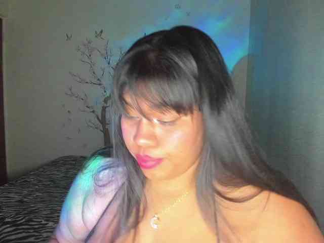 NayaraHanni1 webcam