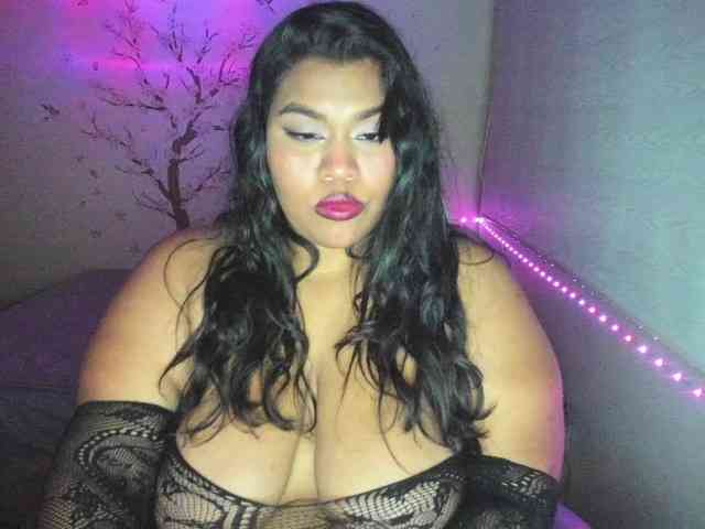 NayaraHanni1 webcam