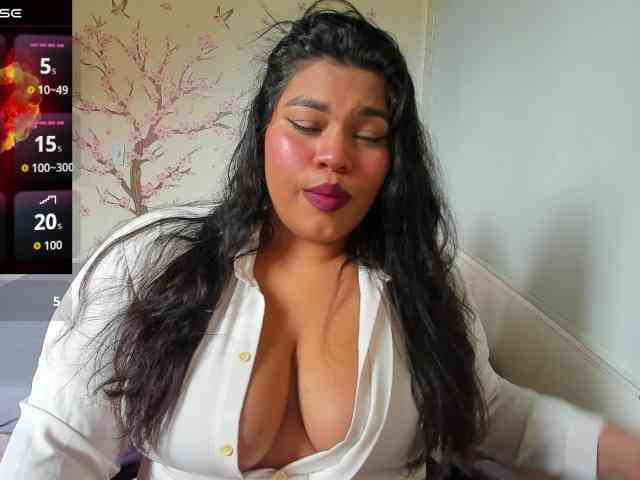 NayaraHanni1 webcam