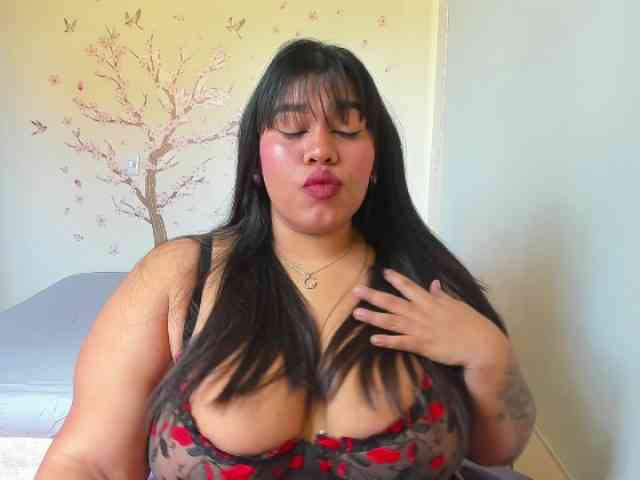 NayaraHanni1 webcam