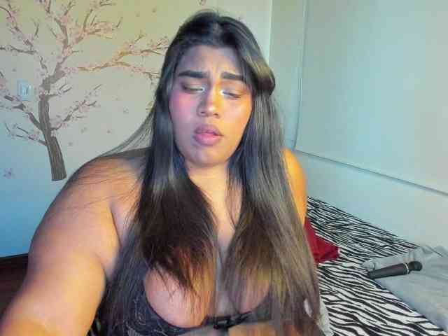 NayaraHanni1 webcam