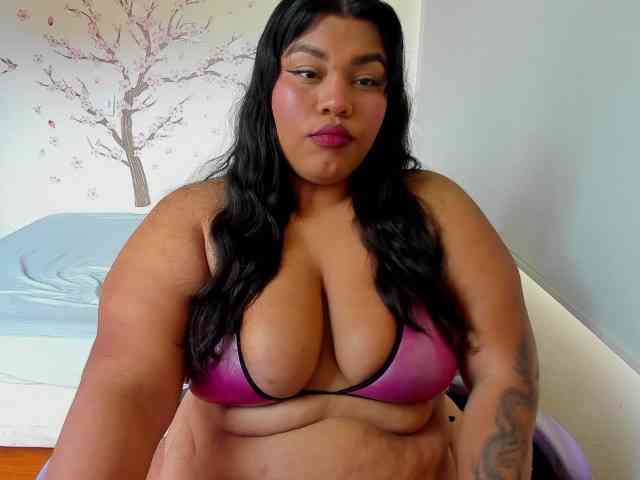 NayaraHanni1