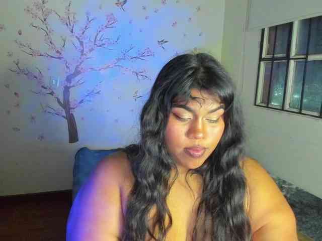 NayaraHanni1 webcam