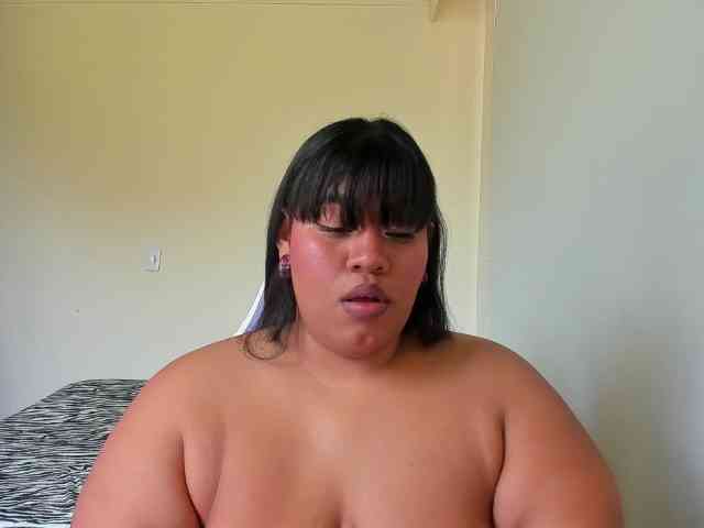 NayaraHanni1
