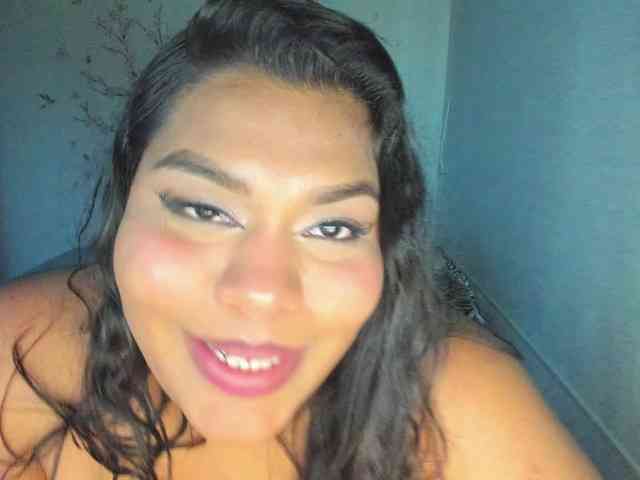 NayaraHanni1 webcam
