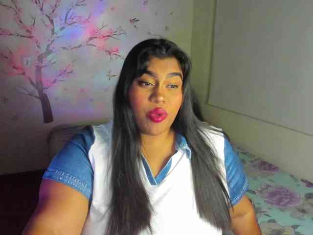 NayaraHanni1 NayaraHanni1