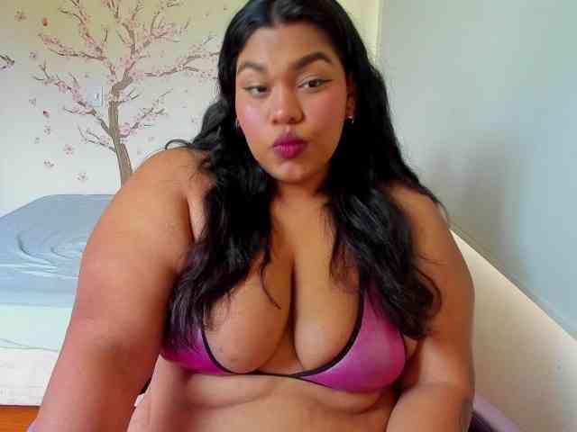 NayaraHanni1 webcam