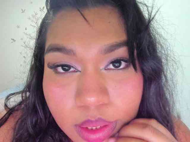 NayaraHanni1 webcam