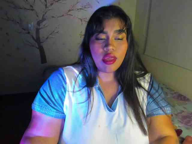 NayaraHanni1 webcam