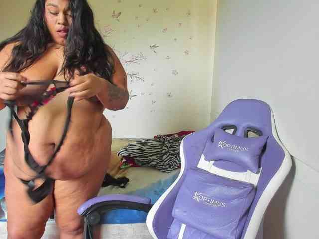 NayaraHanni1 webcam