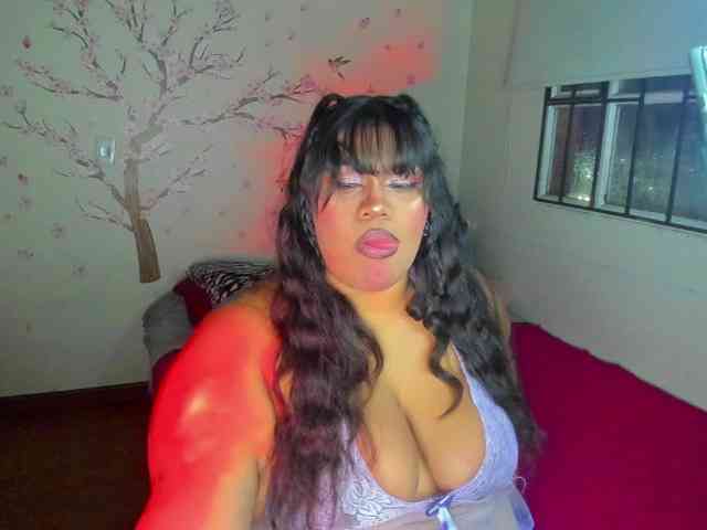 NayaraHanni1 webcam