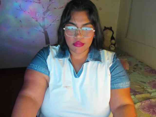 NayaraHanni1 webcam