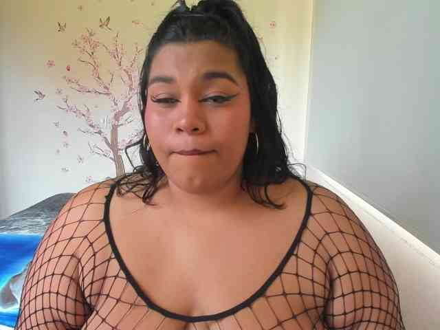 NayaraHanni1 webcam