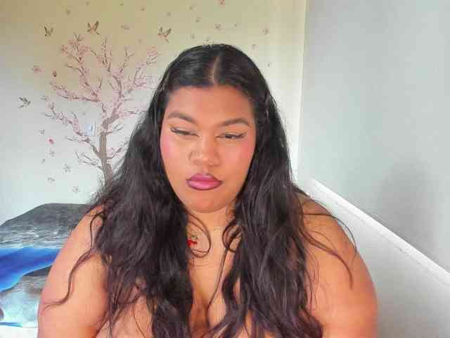 NayaraHanni1 webcam