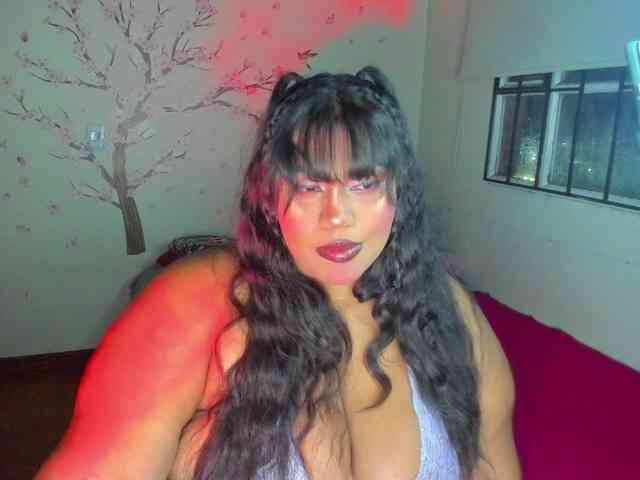 NayaraHanni1 webcam