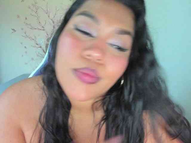 NayaraHanni1 webcam