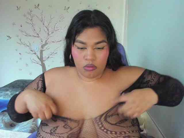 NayaraHanni1 webcam