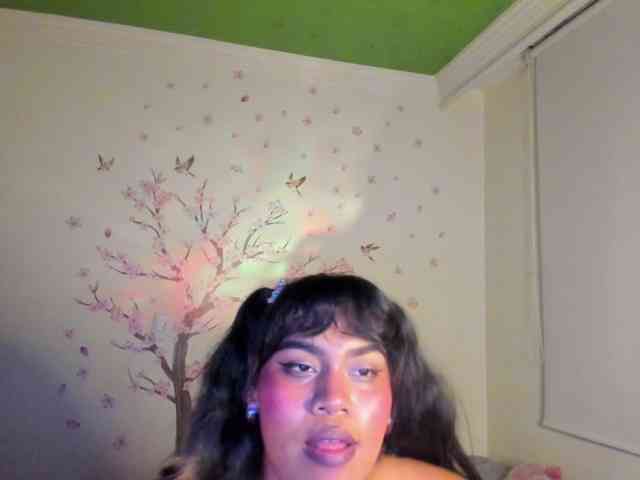 NayaraHanni1 webcam