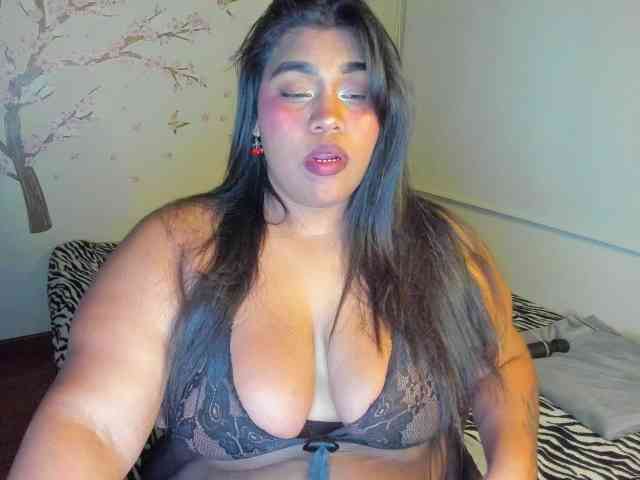 NayaraHanni1 webcam