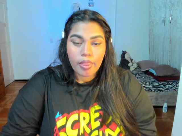 NayaraHanni1 webcam