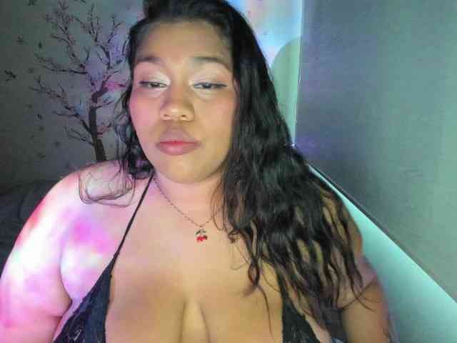NayaraHanni1 webcam