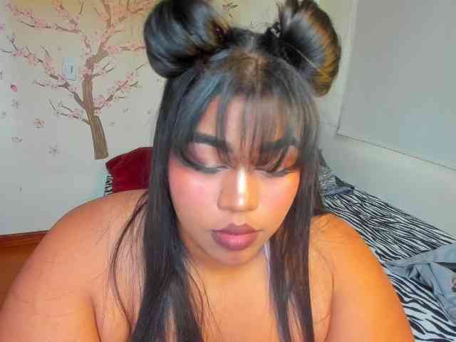 NayaraHanni1 webcam
