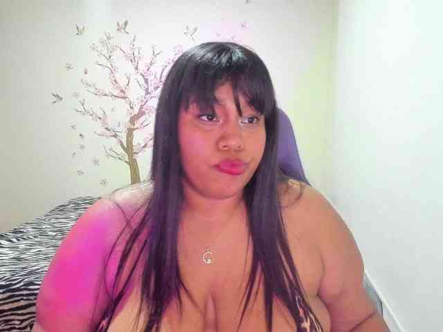 NayaraHanni1