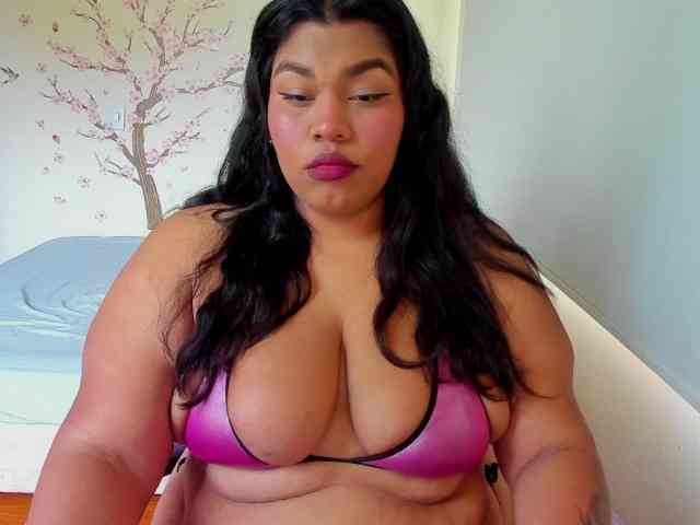 NayaraHanni1 webcam