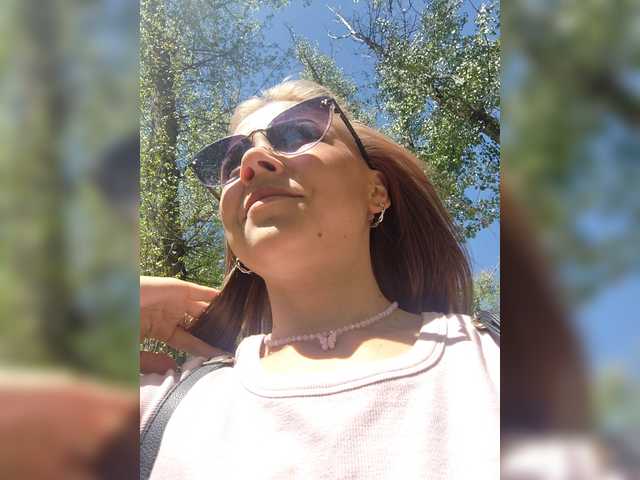 Victoria03's BongaCams show and profile