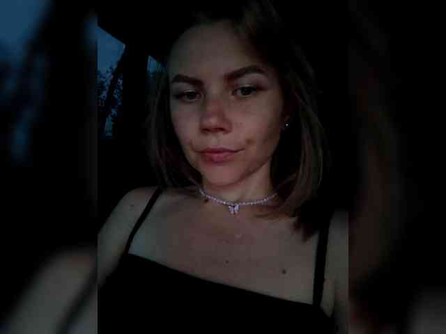 CrazyVika webcam