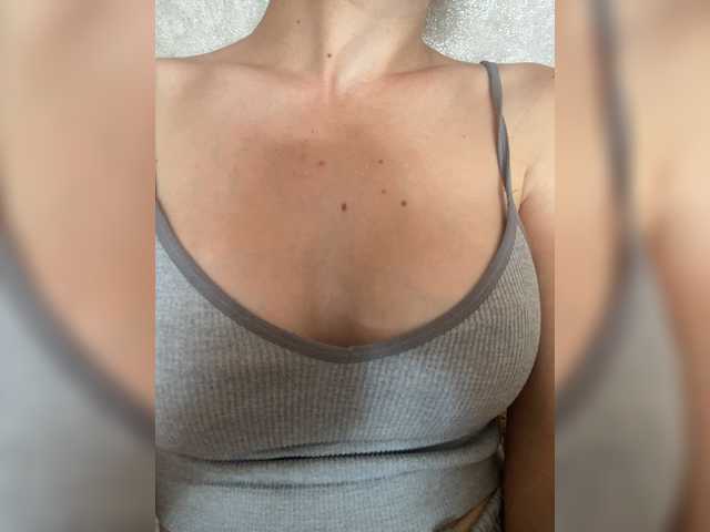 Anchela live cam on BongaCams
