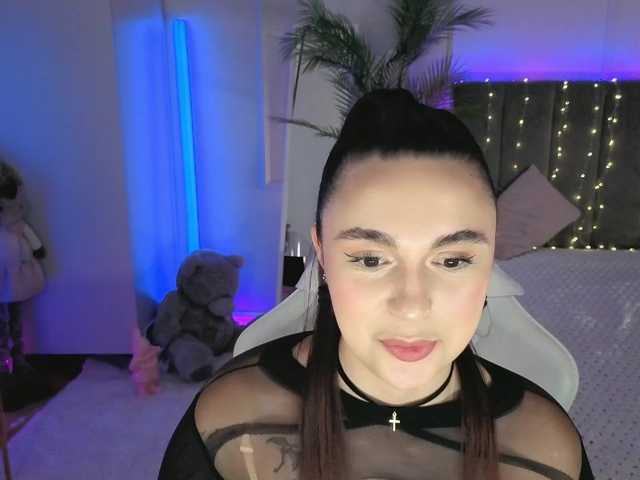 Lerochkaa live cam on BongaCams