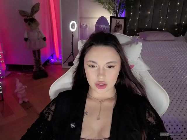 Lerochkaa live cam on BongaCams