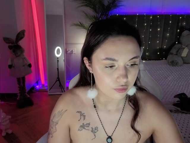 Lerochkaa live cam on BongaCams