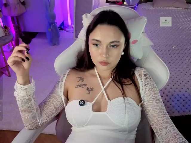 Lerochkaa live cam on BongaCams