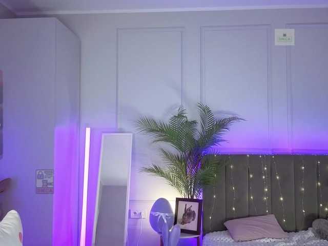 Lerochkaa live cam on BongaCams