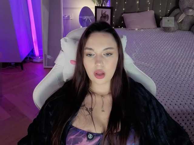 Lerochkaa live cam on BongaCams