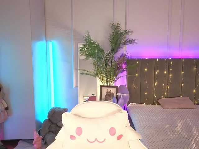 Lerochkaa live cam on BongaCams