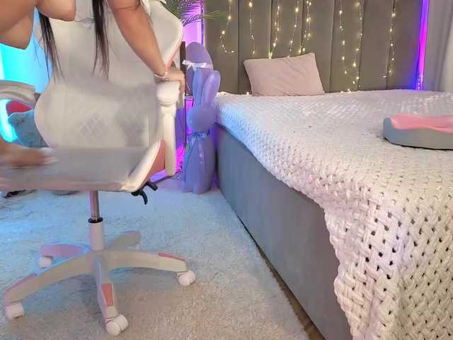  Lerochkaa chat room