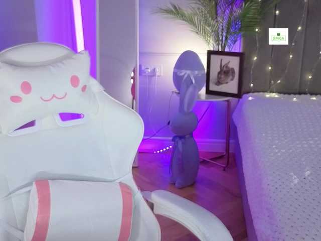 Lerochkaa live cam on BongaCams