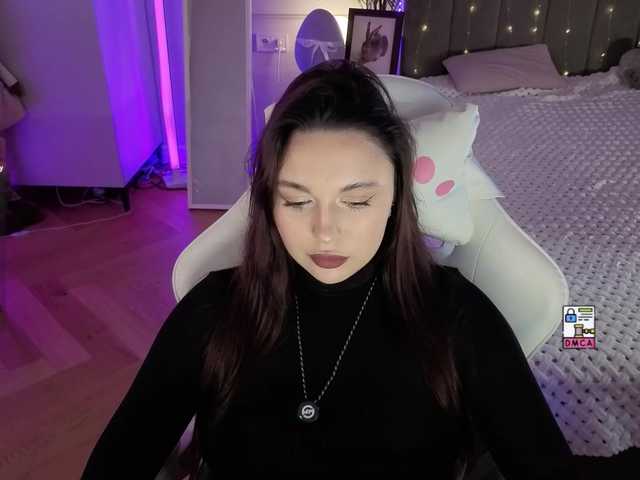 Lerochkaa live cam on BongaCams