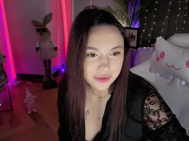 Lerochkaa live cam on BongaCams