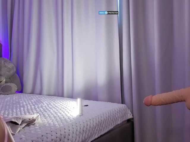 Lerochkaa live cam on BongaCams