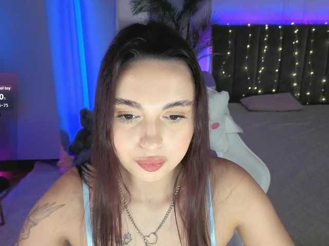 Lerochkaa live cam on BongaCams