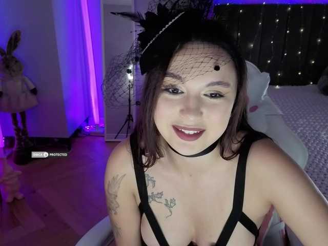 Lerochkaa live cam on BongaCams