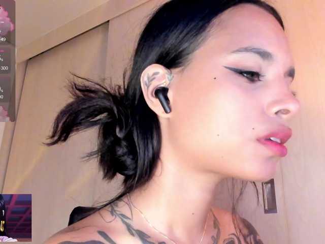 Alessiairis live webcam show