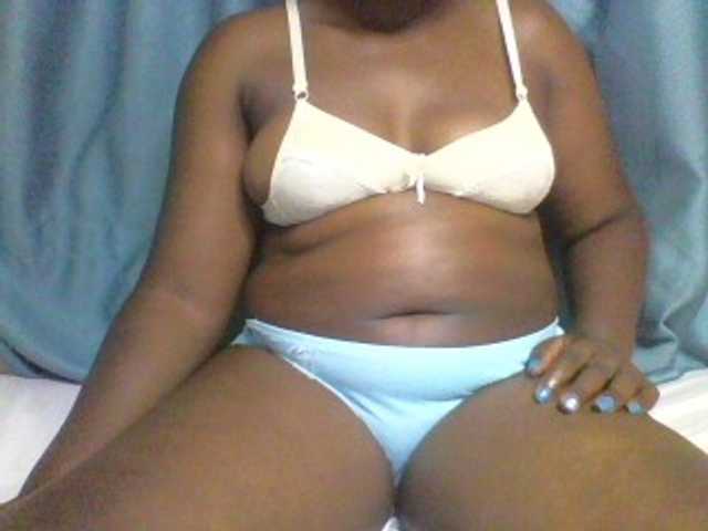 Sexxyblacky live webcam show