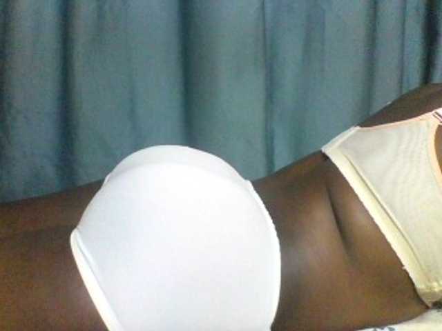 Sexxyblacky live webcam show